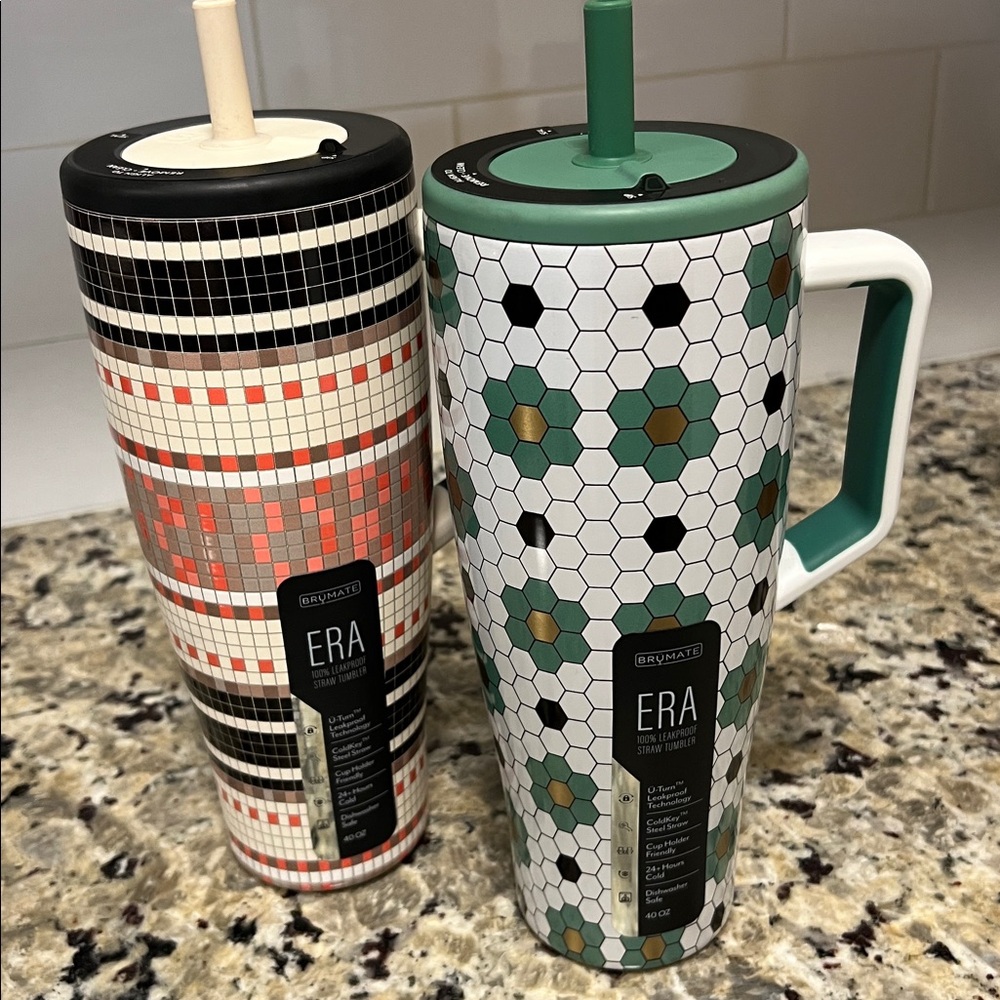 NWT 40 oz Era’s BruMate Anthropologie. Green Ground & Black Motif